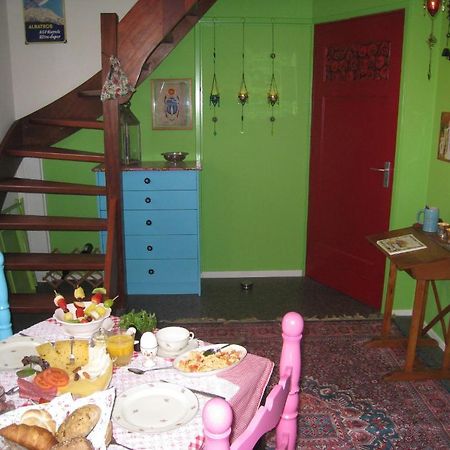 Bed and Breakfast Janz Capelle aan den IJssel Esterno foto