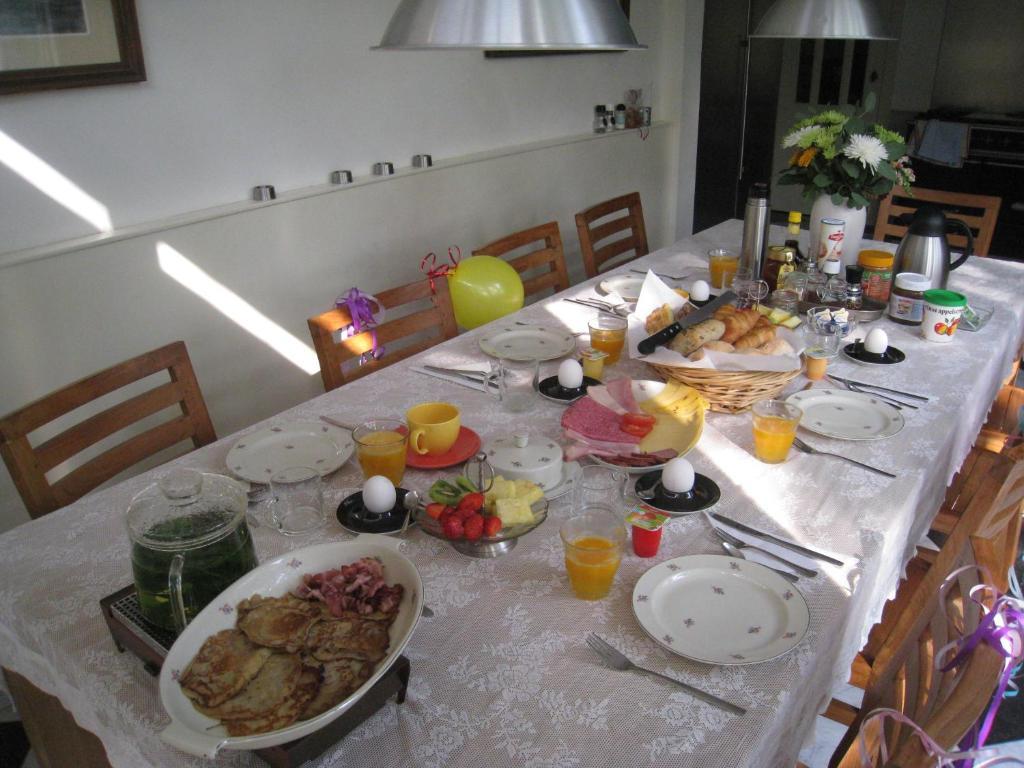 Bed and Breakfast Janz Capelle aan den IJssel Esterno foto